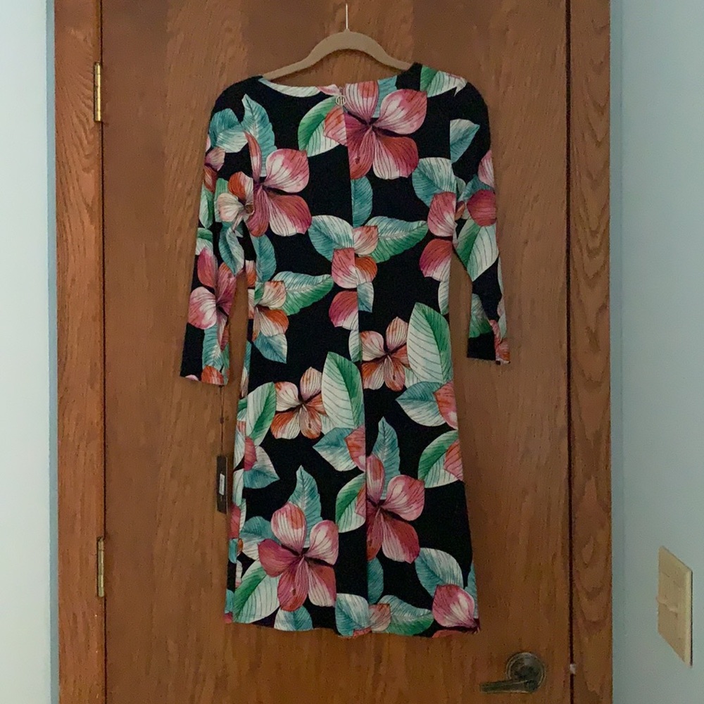 🎉HP 2X🎉Tommy Hilfiger Size 2 Colorful Floral Navy Dress - Picture 3 of 5
